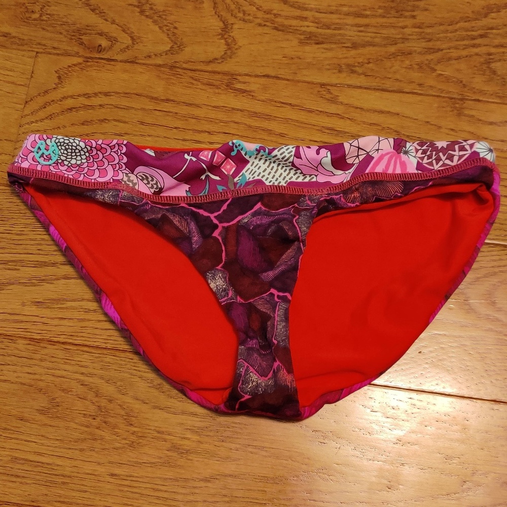 Maaji bikini bottoms, size 16 girls